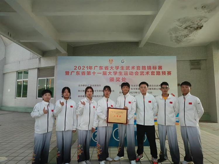 c13cc94a73d4435fa05529db3c9207af.jpg