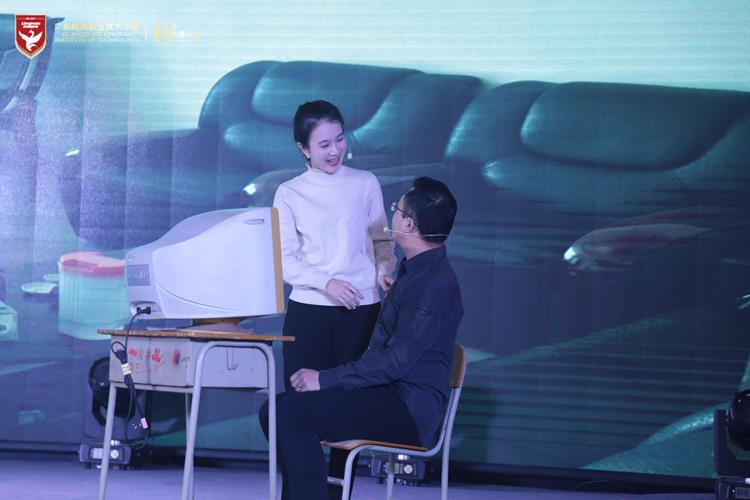 万里云帆潜心育才 二秩年华赓续荣光 —— 我校建校20周年“云直播”汇演圆满落幕