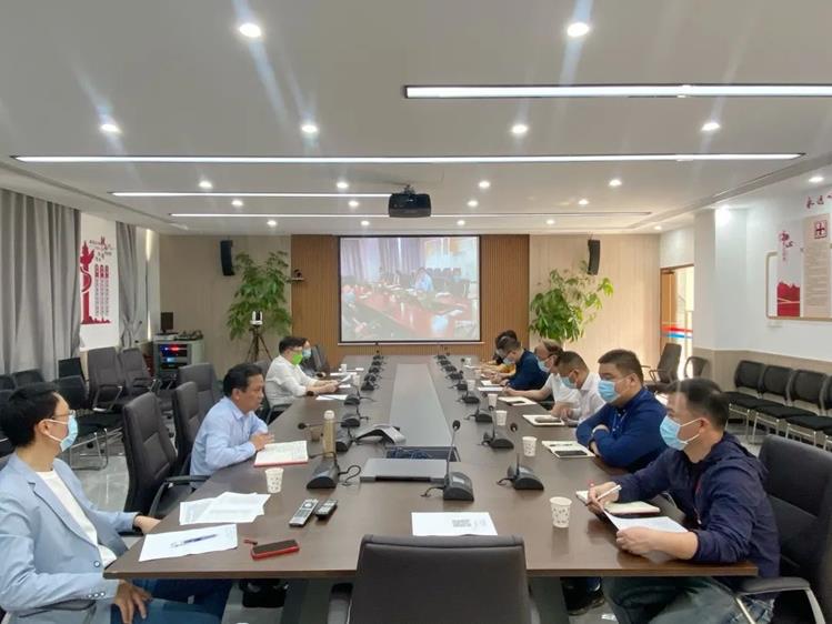 学校召开疫情防控工作专班会议，落实上级春季校园疫情防控工作部署