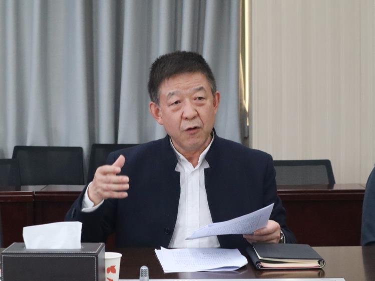 学校召开2022年度校领导班子民主生活会　