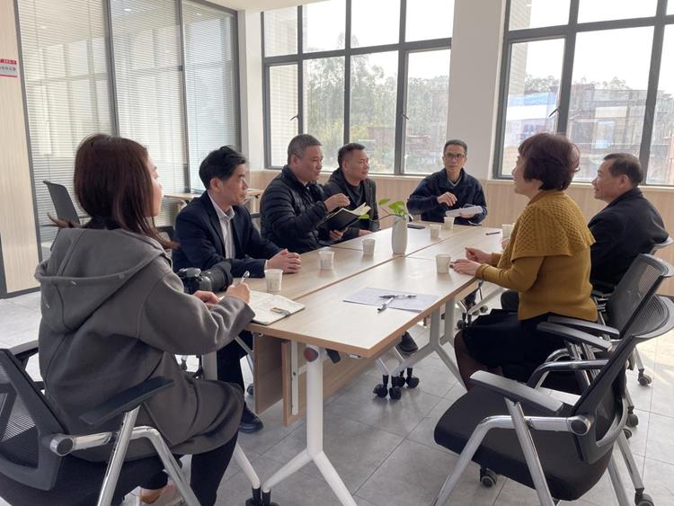 清远市清城区科协一行到我校参观交流