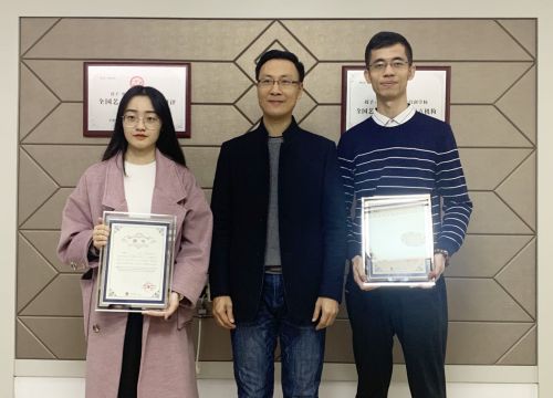 ce1e825e80d2631faec54e38cc46c32