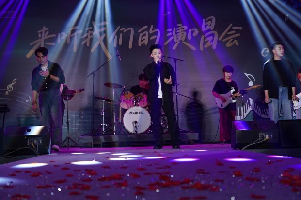 老师《突然好想你》