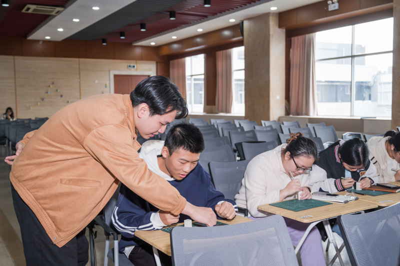 1943f39ed27016bdad712c6bf91920ca