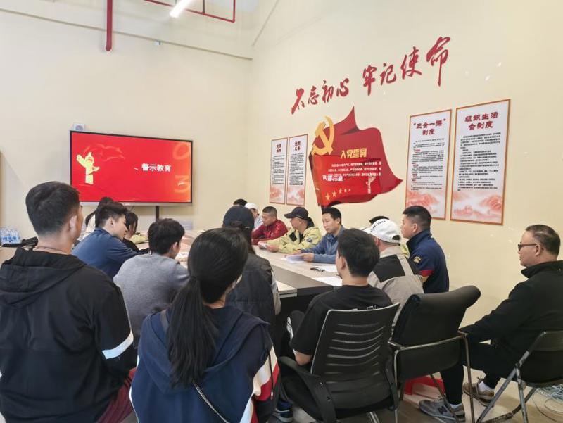 27498491009a5943bfd460d5dde184e7