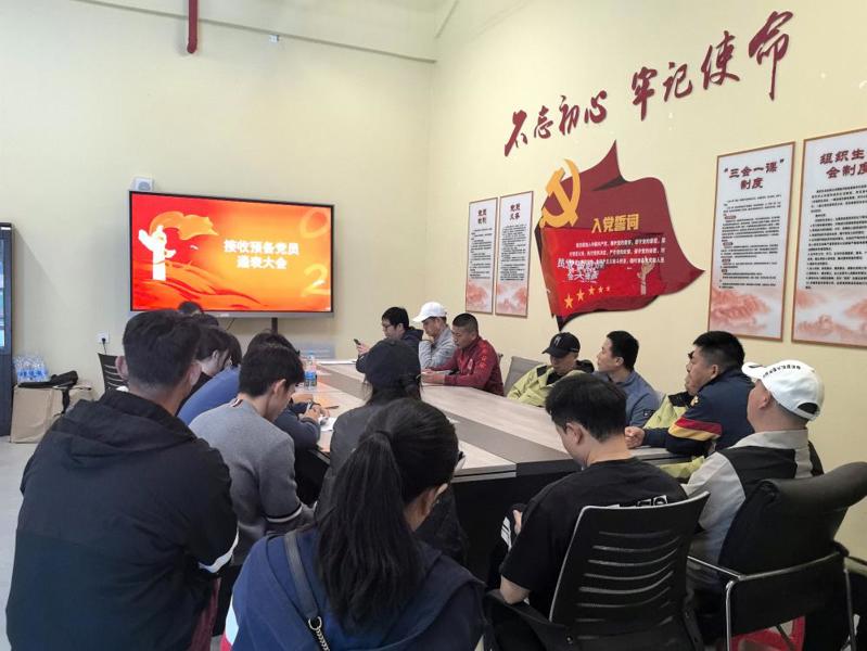 0d76b31cdc0e13a3ae2ccdb58d6034af