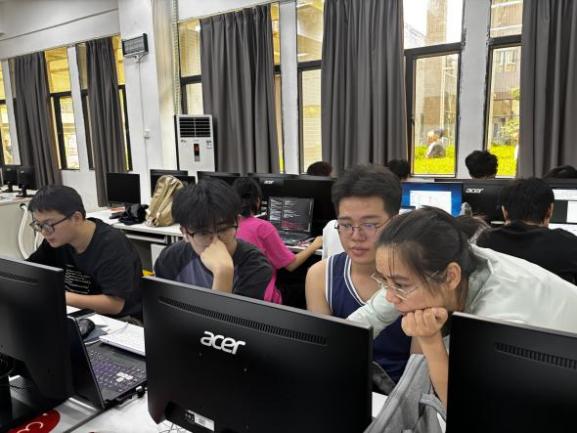 77c2f1a7031adff5e4e40b117017560c