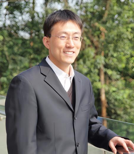 C:/Users/77576/Desktop/2024-2025(一）/4.宣传/教师简介/教师简介宣传栏【2024年版终版】/教师简介宣传栏【2024年版】/照片/23.易定军.jpg23.易定军