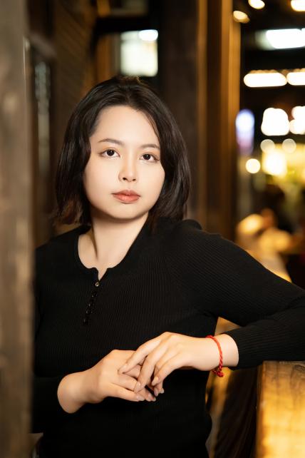 C:/Users/77576/Desktop/2024-2025(一）/4.宣传/教师简介/教师简介宣传栏【2024年版终版】/教师简介宣传栏【2024年版】/照片/20.陈欣渝.jpg20.陈欣渝