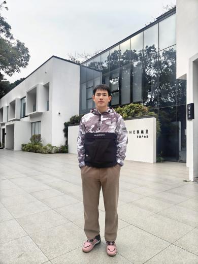 C:/Users/77576/Desktop/2024-2025(一）/4.宣传/教师简介/教师简介宣传栏【2024年版终版】/教师简介宣传栏【2024年版】/照片/35.陈振辉 .jpg35.陈振辉 