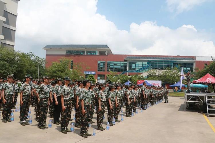 8a2689495dce41ada68e0e422d1be4ed.jpg 8a2689495dce41ada68e0e422d1be4ed.jpg