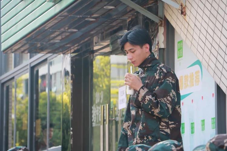 f3dfb90fc59340d3a58b268f106038cf.jpg f3dfb90fc59340d3a58b268f106038cf.jpg