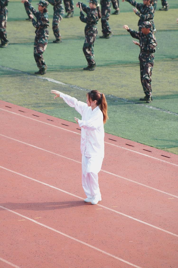 fa4c5f1adb8040e9aeeaf1bf01efa546.jpg fa4c5f1adb8040e9aeeaf1bf01efa546.jpg