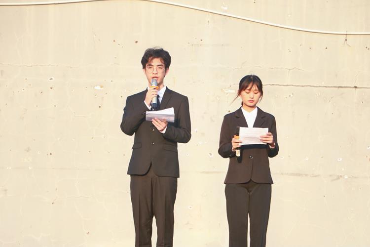 95e586a0c0654acf873499e43abc127e.jpg 95e586a0c0654acf873499e43abc127e.jpg