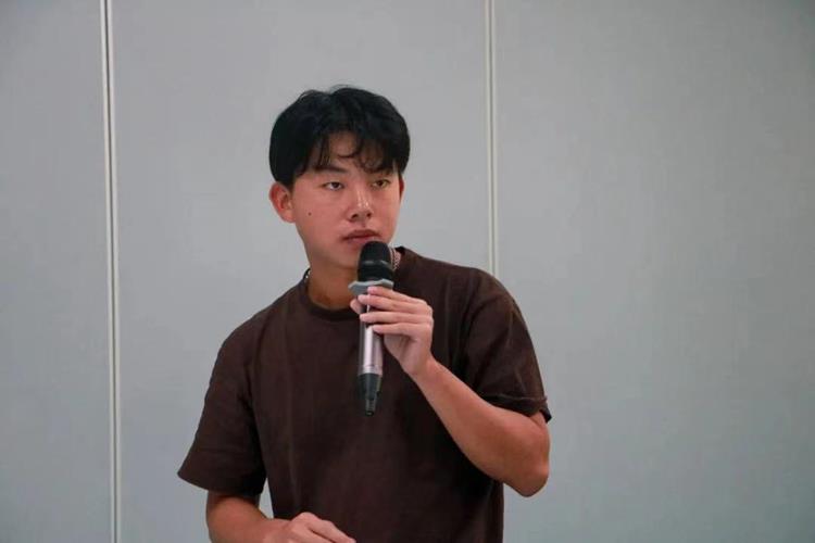 04f9183ff10a4c679f2cb181222cd193.jpg 04f9183ff10a4c679f2cb181222cd193.jpg