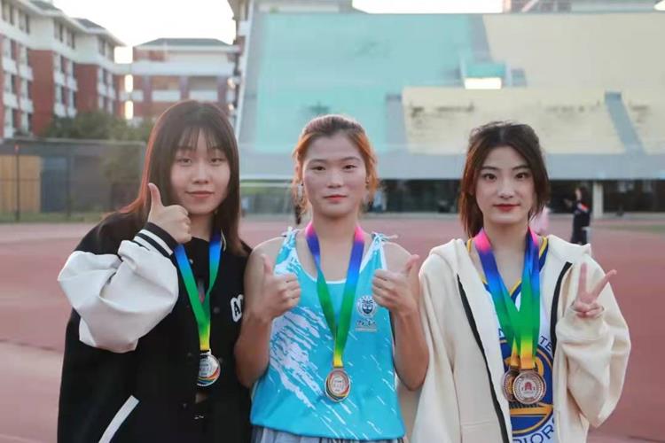 656b0ecd529a450195cc8302b2e01234.jpg 656b0ecd529a450195cc8302b2e01234.jpg