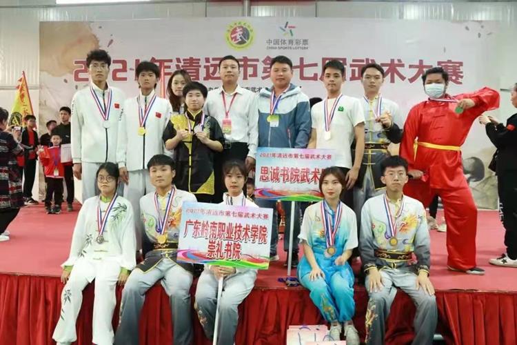 53b711bc9b71426d8c93a0c7f98ebe40.jpg 53b711bc9b71426d8c93a0c7f98ebe40.jpg