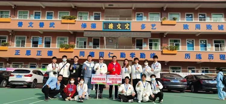 774f87b1a8094c1fb7343470f798859e.jpg 774f87b1a8094c1fb7343470f798859e.jpg