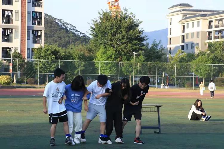 4f85a6ae13354547b9f8175e0f9b3fbd.jpg 4f85a6ae13354547b9f8175e0f9b3fbd.jpg