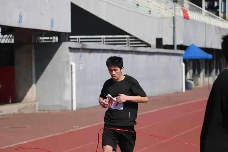 84b4b04a539e4feebc8062ebf42ebe09.jpg 84b4b04a539e4feebc8062ebf42ebe09.jpg