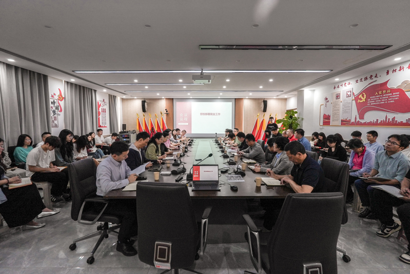 ebded774688f4322b8d5b2e608c6d166