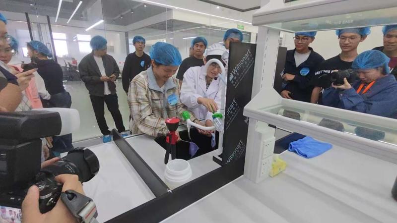 f15db304d8c79ff87523eecff970d919