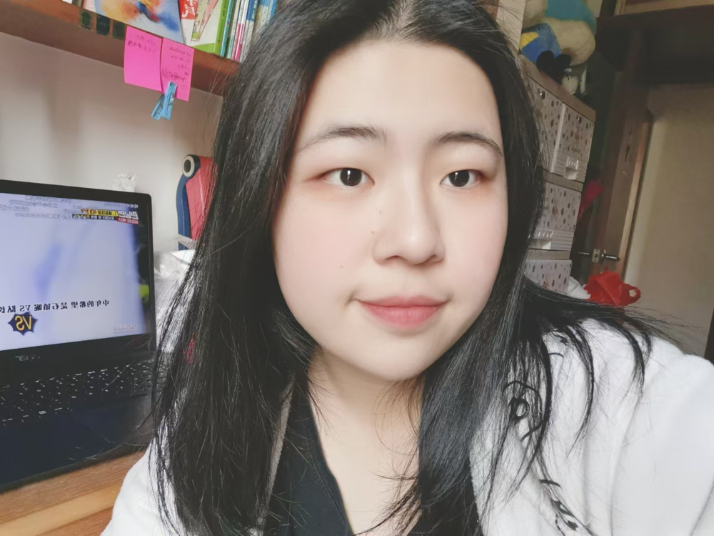 李颖欣