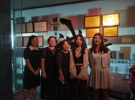 厂中校实践教学 | 商务英语专业老师赴广州纳博万精细化工有限公司实地走访学生