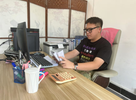 厂中校实践教学 | 23级电子商务专业谢灏：扎根企业历练，提升实践技能