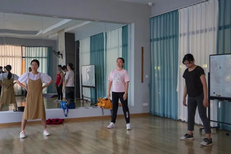 995ea79b2d064f2391ef376d7d313fdd.jpg 995ea79b2d064f2391ef376d7d313fdd.jpg