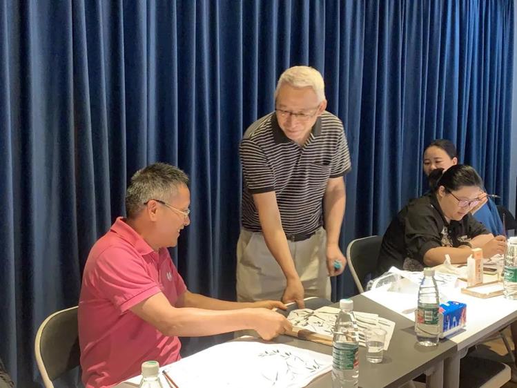 d912365618fd4f6a93fd3b948b266f51.jpg d912365618fd4f6a93fd3b948b266f51.jpg