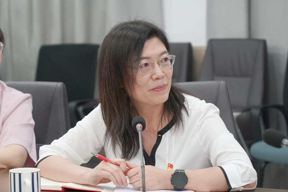 党委委员、党委组织部部长易丹华