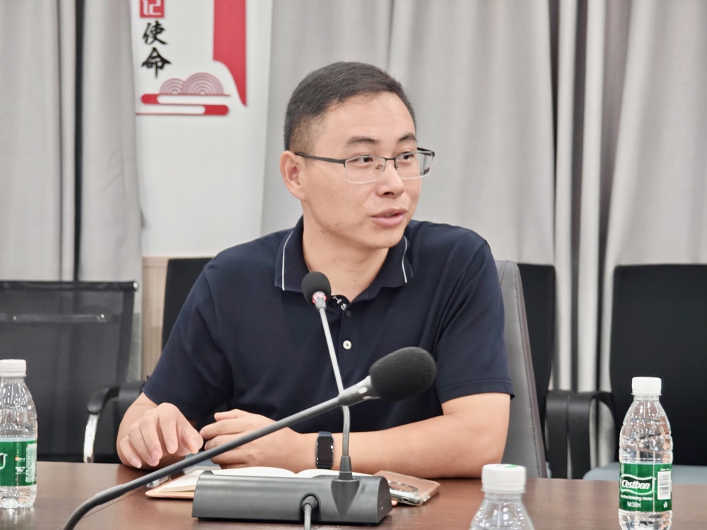 纪委书记李浩