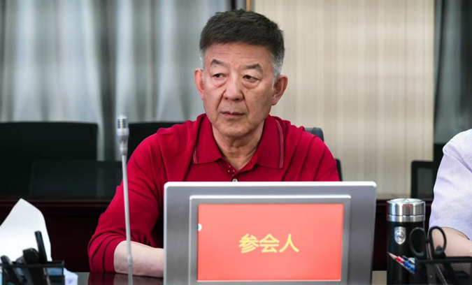 学校举办树立和践行正确政绩观学习教育第一期读书班暨党委理论学习中心组（扩大）学习会