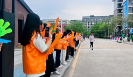 步履逐风  志愿护航