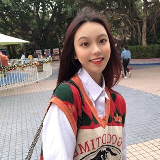 优秀学生 — 周慧敏