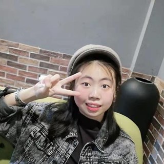 现代物流管理专业优秀在校生 - 张冰渝