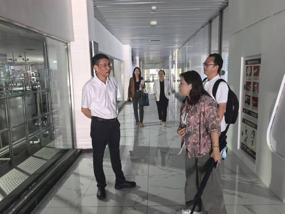 实地走访企业生产车间