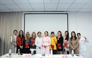 护理与健康学院优秀骨干教师——严璐璐