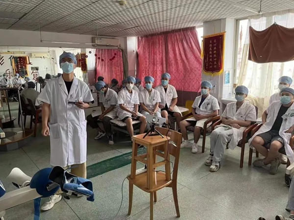 7449d8a8a053453c9db9e585388cf09b.jpg 7449d8a8a053453c9db9e585388cf09b.jpg