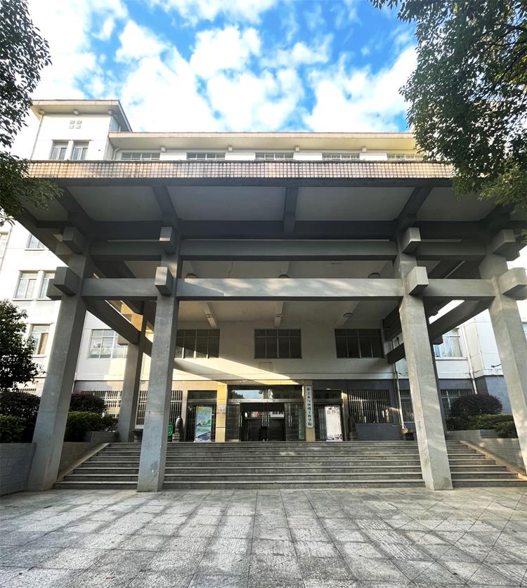 daa23657617944dfa0e9aff45e40f819.jpg daa23657617944dfa0e9aff45e40f819.jpg