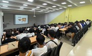 从0开始　披荆斩棘　与“心”同行　乘风破浪 