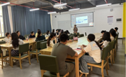岭南职院服装设计教研室举办专利孵化专题研讨会——探索课程成果转化新路径