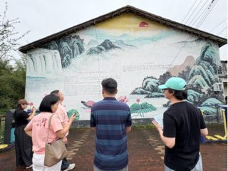 【艺术赋能乡村】学院赴英德开展墙绘考察，绘就美丽乡村新画卷