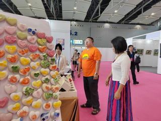 “把创意带回家”——为学院按下“文创升级键”