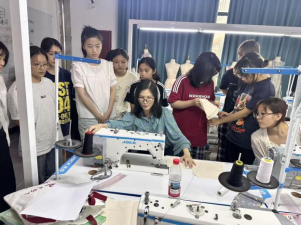 25级新生教育丨服装设计与工艺专业的时尚启航之旅！