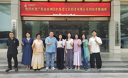 共探丝绸文脉 同筑合作桥梁——广东省丝绸纺织集团文化创意有限公司来校考察交流
