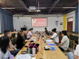 锚定AI赋能新方向 深化产教融合育新人 ——数艺学院顺利召开2026级人才培养方案专家研讨会