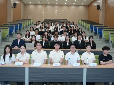 树立正确政绩观 践行立德树人使命丨电子商贸学院党总支副书记讲授专题党课