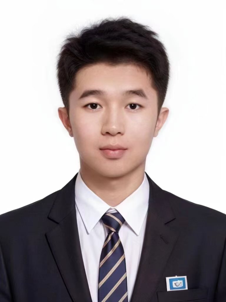 谢佳成，中共党员，宣传专员、书院文化建设、招生专员、双创专员；